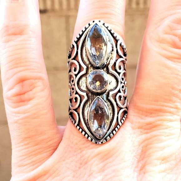 New White Topaz 925 Silver Statement Ring. - Picture 9 of 11